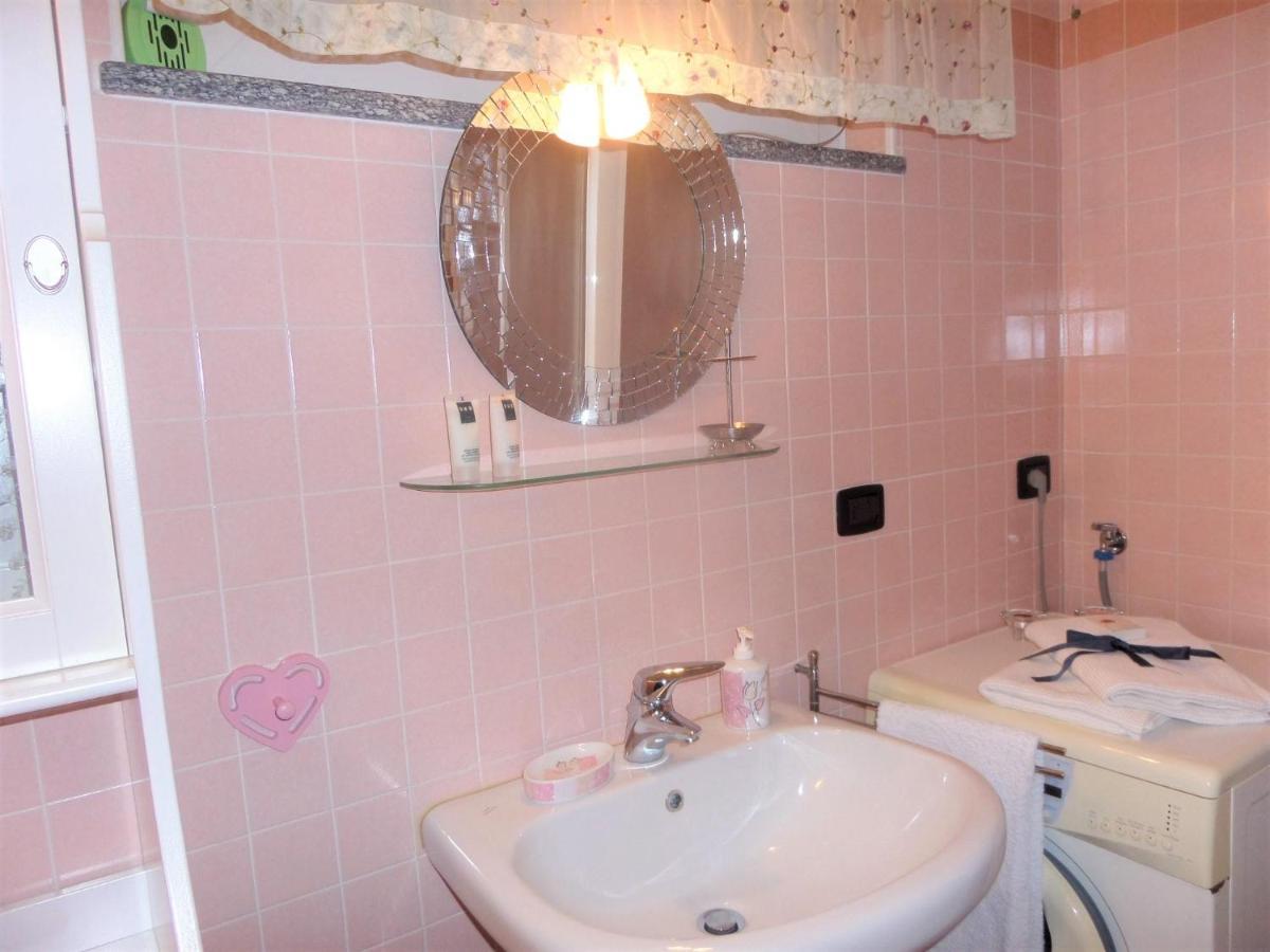 Nido Di Mariangela See-Ferienwohnung เบลลาโน ภายนอก รูปภาพ